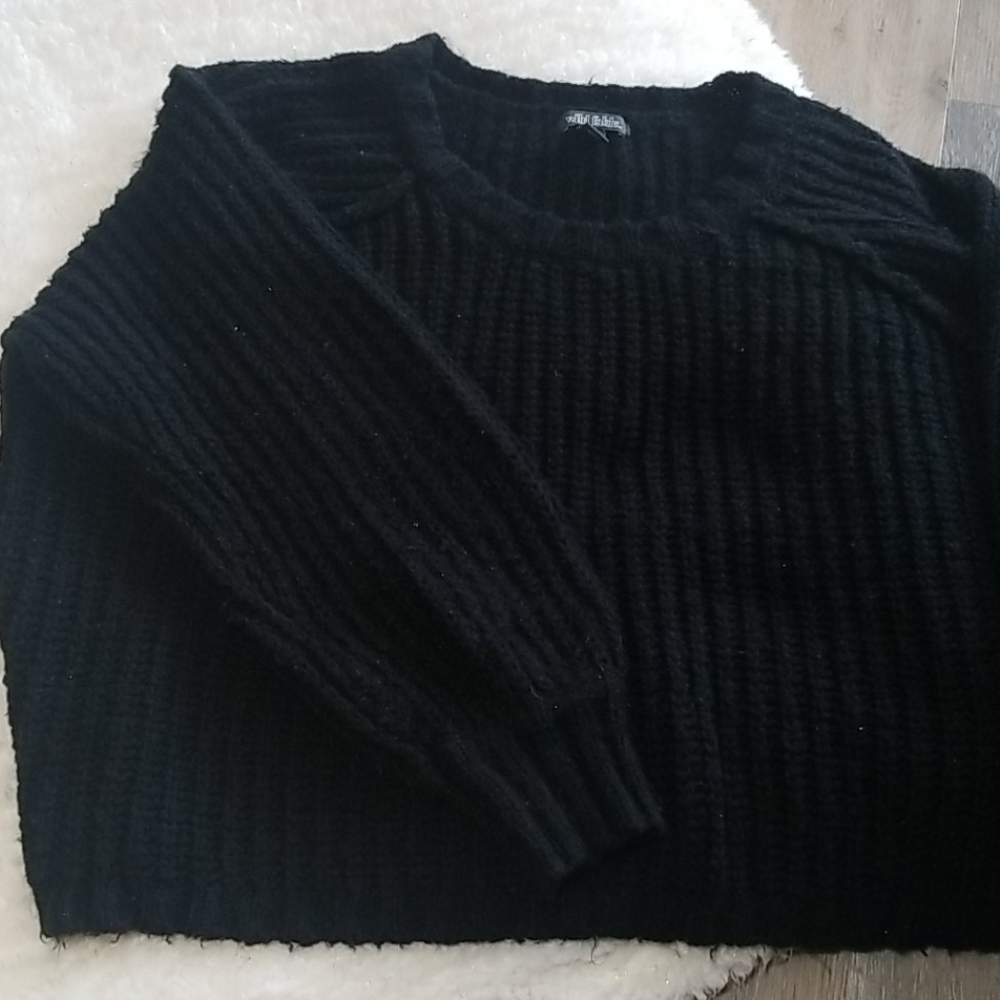 black cropped sweater